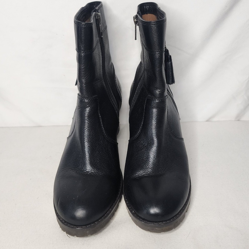 Johnston & Murphy Black Leather Tassel Ankle Boots Lug Sole 8.5M 78-52611 - Picture 2 of 7